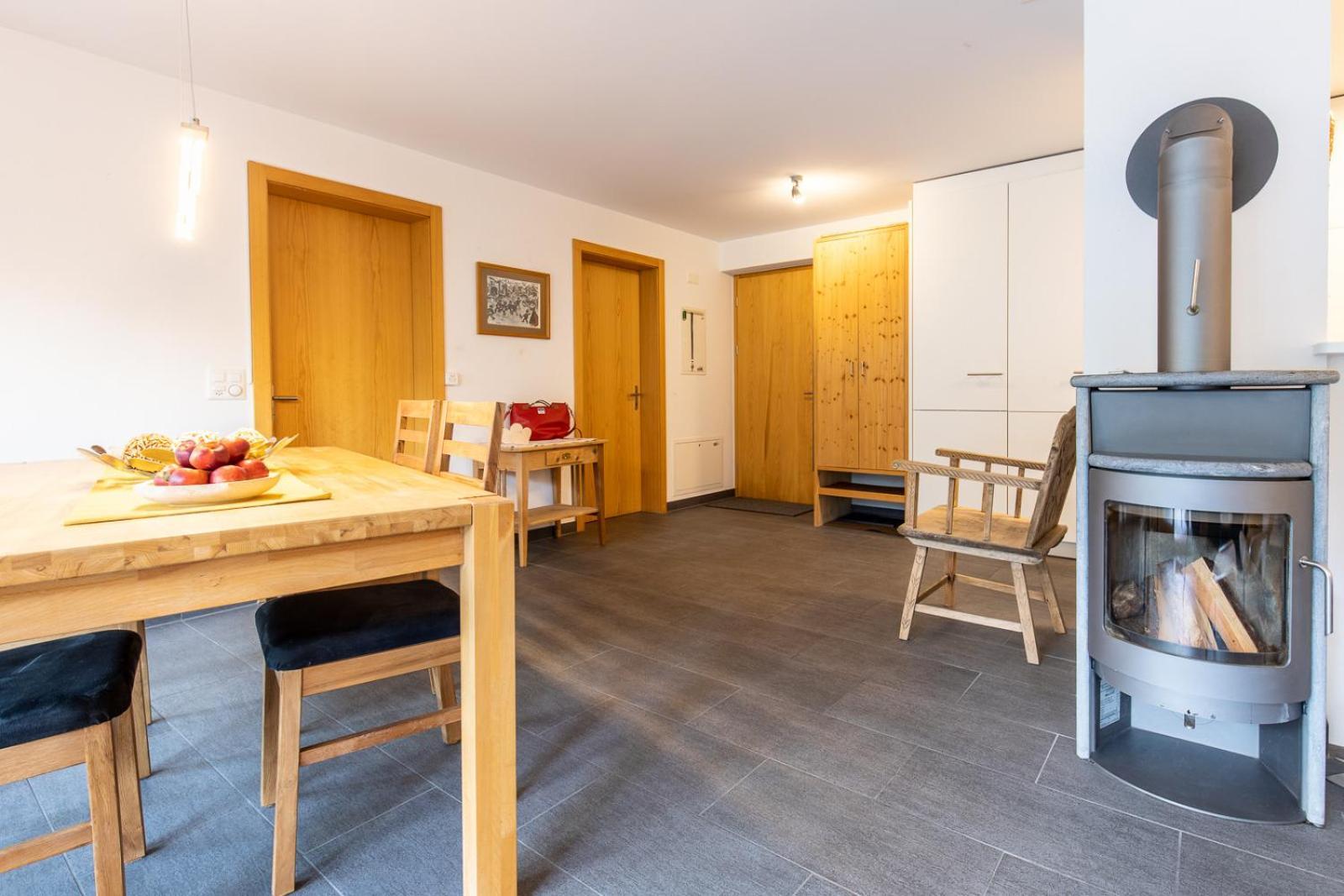 La Stuevetta Apartment Scuol Exterior foto